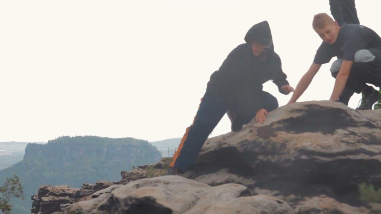 ParkourONE Berlin class trip: parkour on the sandstone rocks of saxon switzerland